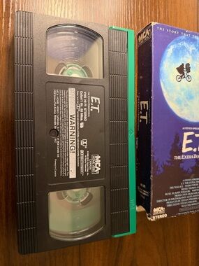 1982 E.T. (Green) VHS